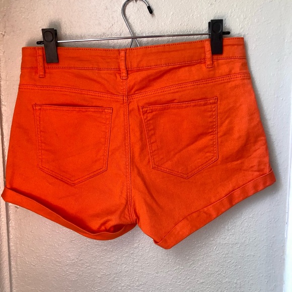 H&M Shorts Size 6 2/$20 Orange - Picture 4 of 8